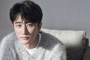 成毅上学爆料视频大全最新,校园生活曝光，青春气息满满